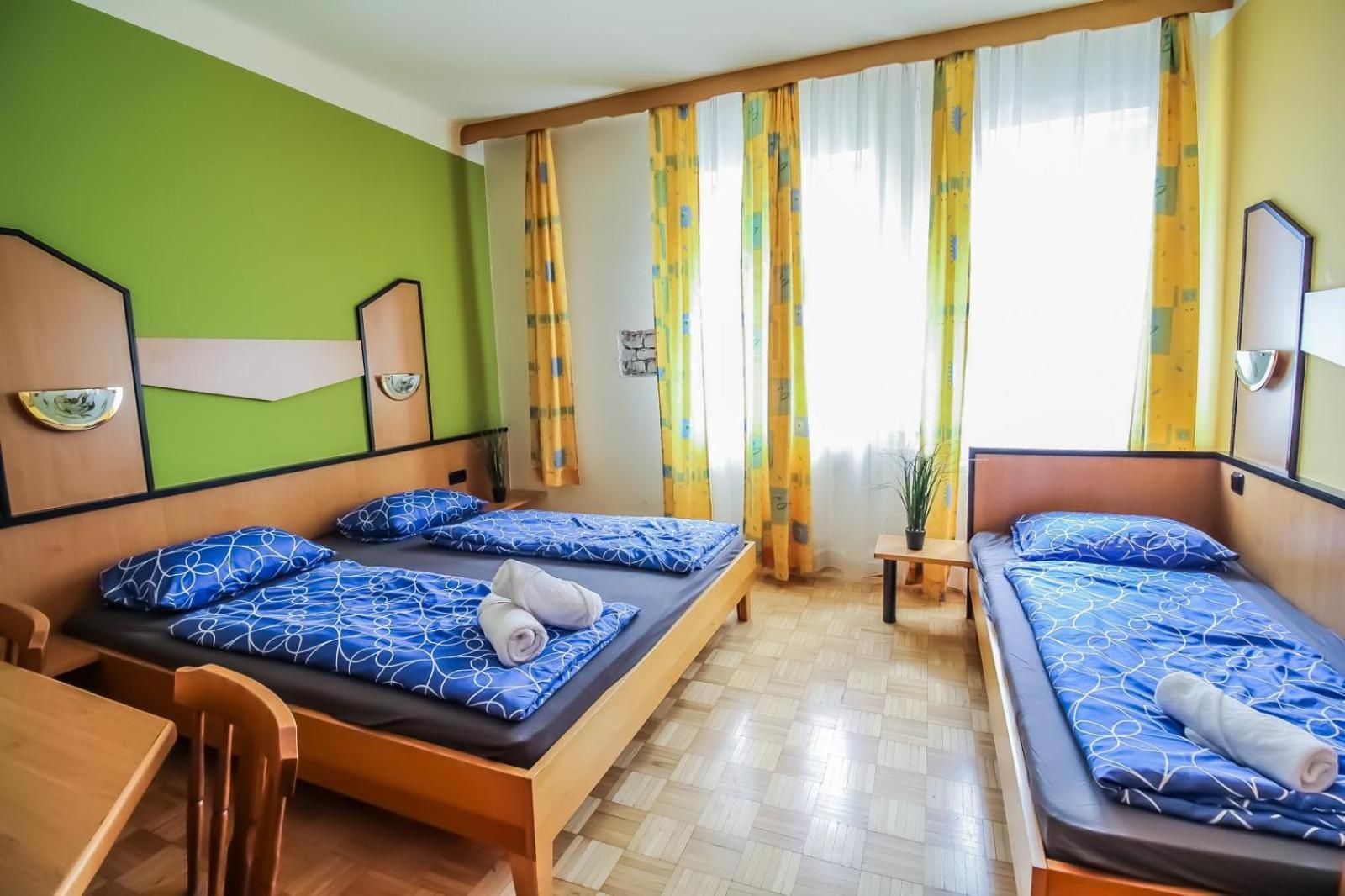 Affordable Central Rooms, 10-Min To Lugner City Відень Екстер'єр фото