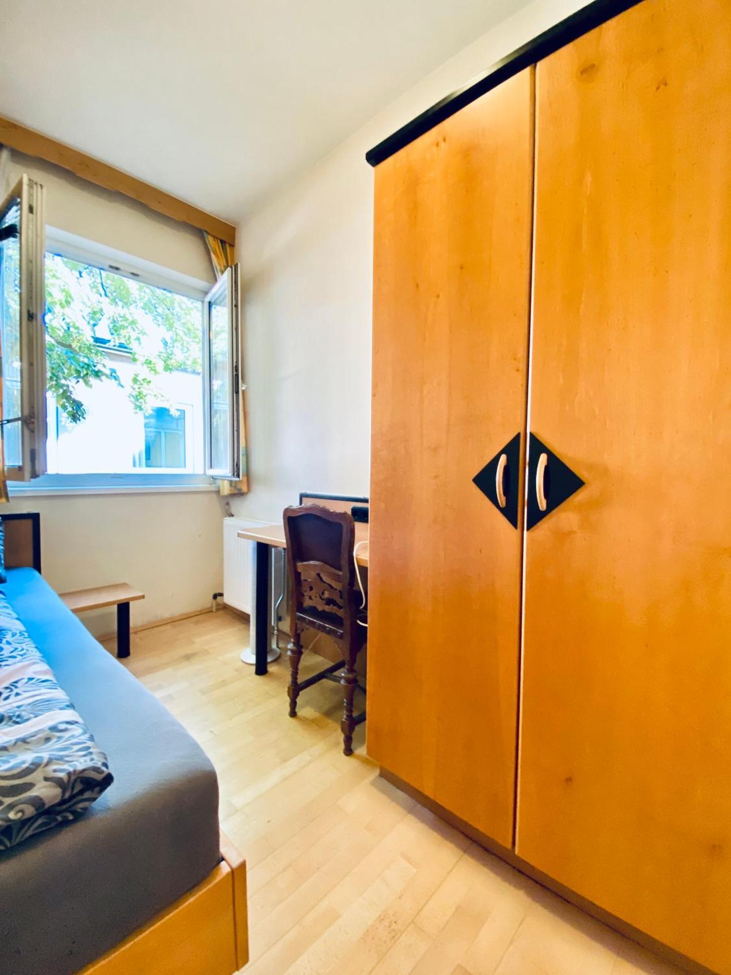 Affordable Central Rooms, 10-Min To Lugner City Відень Екстер'єр фото