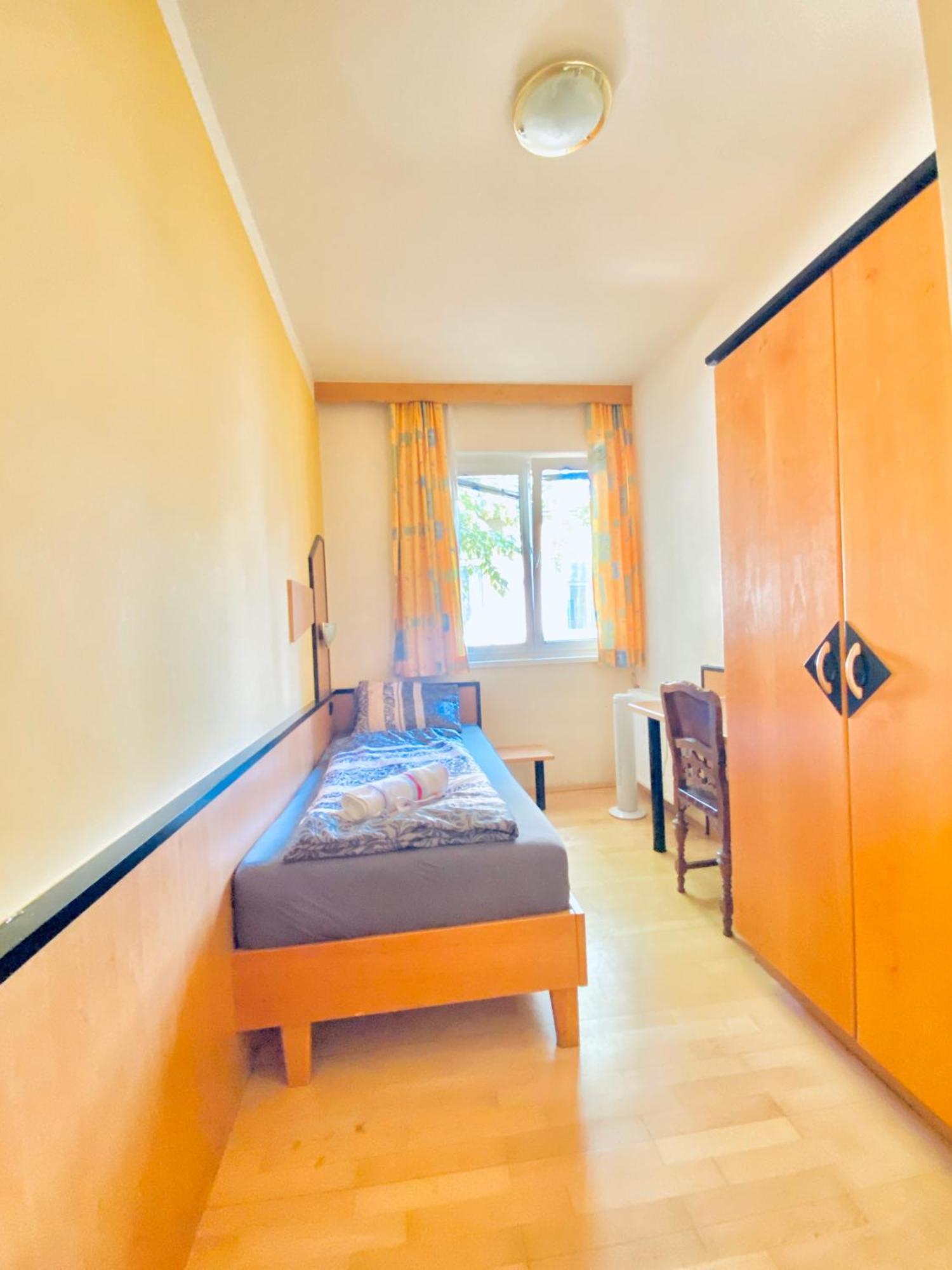 Affordable Central Rooms, 10-Min To Lugner City Відень Екстер'єр фото