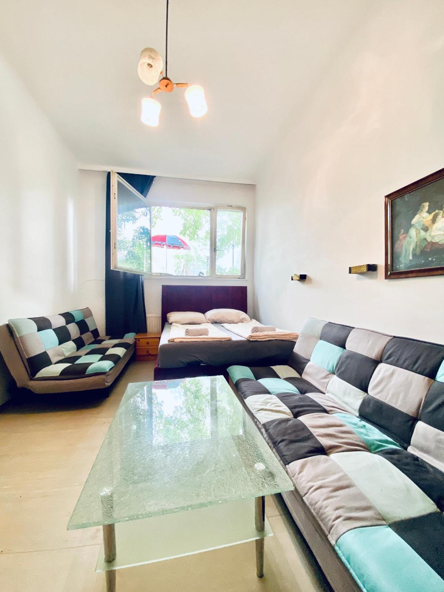 Affordable Central Rooms, 10-Min To Lugner City Відень Екстер'єр фото