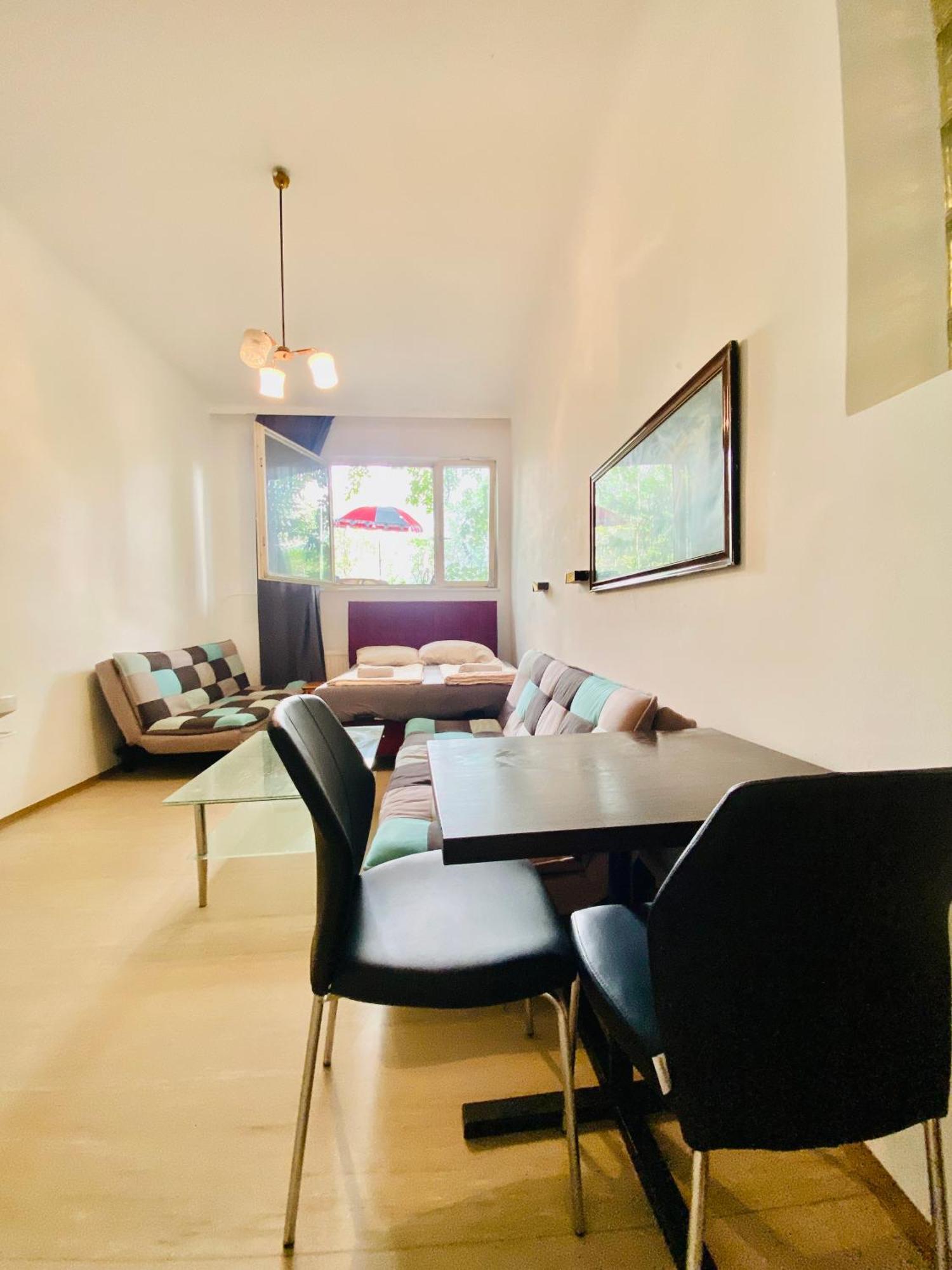 Affordable Central Rooms, 10-Min To Lugner City Відень Екстер'єр фото