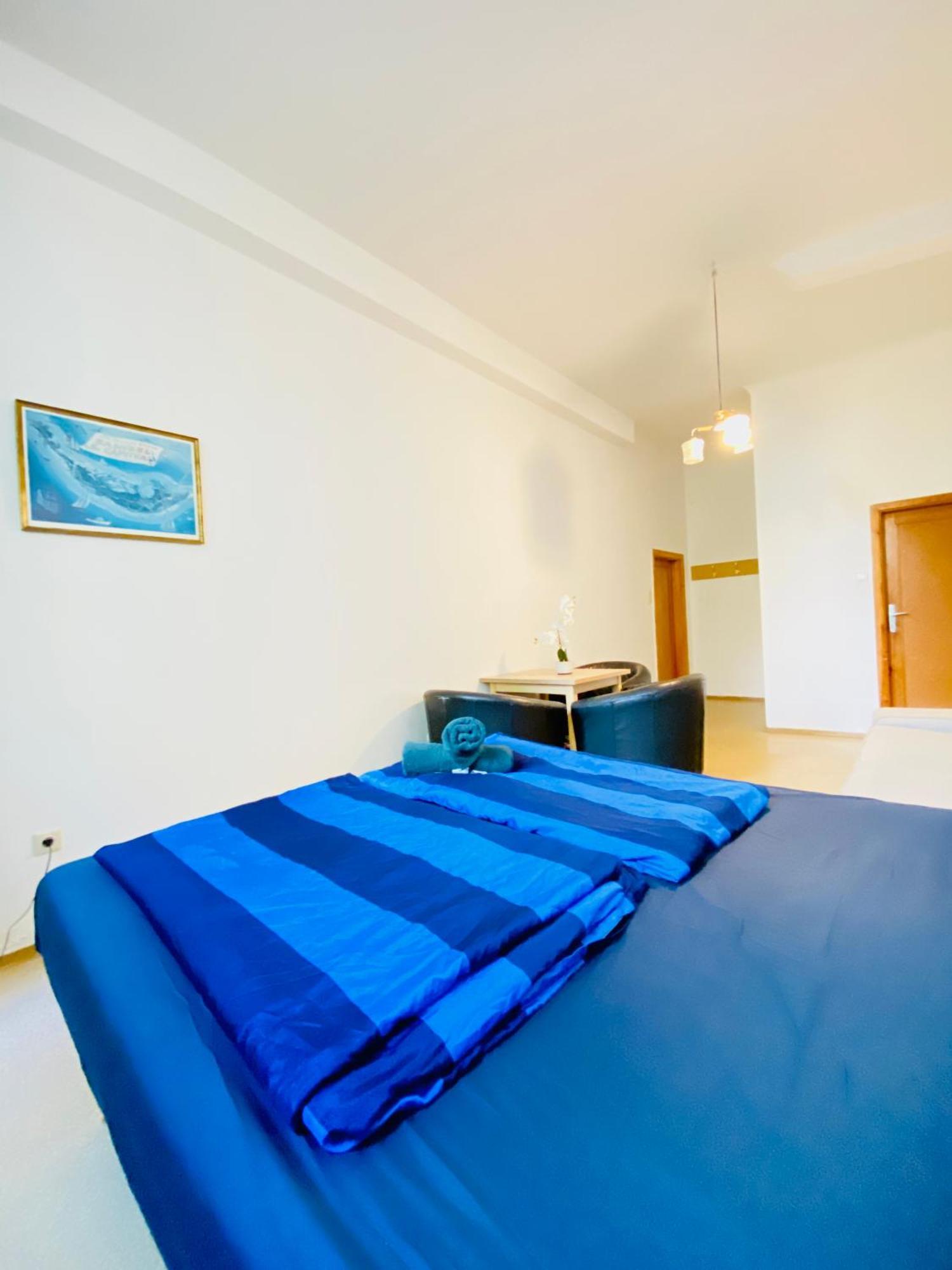 Affordable Central Rooms, 10-Min To Lugner City Відень Екстер'єр фото