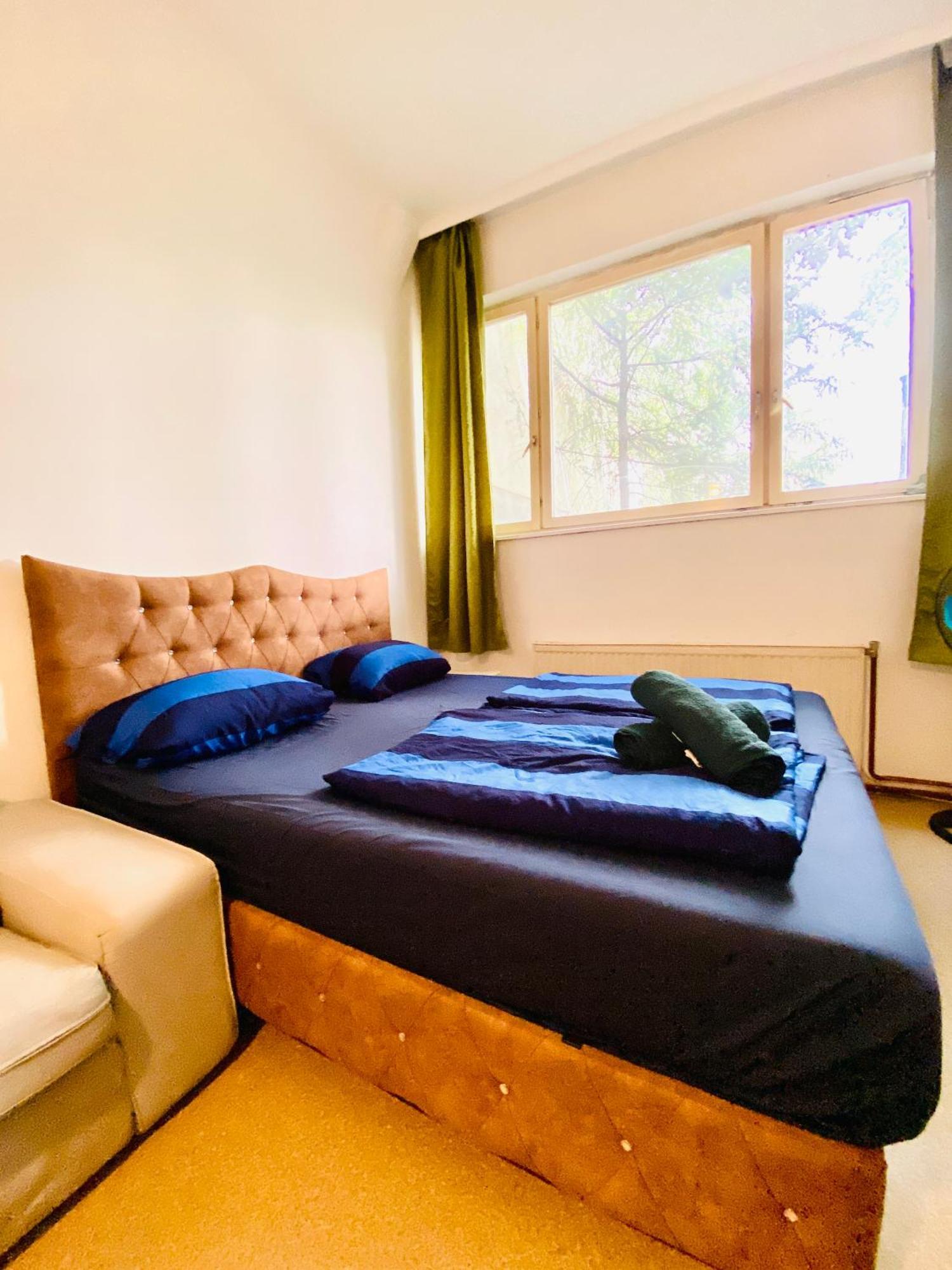 Affordable Central Rooms, 10-Min To Lugner City Відень Екстер'єр фото